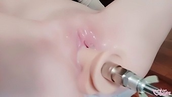 Petite Beauty Enjoys Fast Fuck Machine And Female Ejaculation