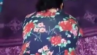 Desi Babe Enjoys A Threesome With Her Husband
