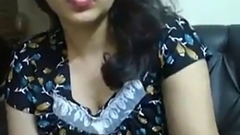 Indian Mature Woman With Large Breasts Engages In Video Call With Her Partner, Featuring Kissing And Oral Stimulation