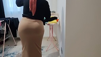 I'M Obsessed With My Stepmother'S Large Butt And Desire To Have Sex With It