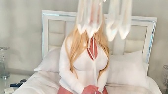 Stunning Mature Woman Fondles Her Moist And Snug Vagina