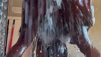 Ebony Teen Esha Mae'S Intense Squirting Experience In Solo Session