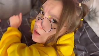 Teen Girl With Cute Face Gives Amazing Foot Fetish Blowjob In Pov