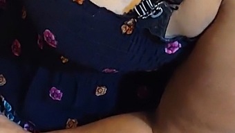 Sexy Mature With Big Butt Gets Publically Flashed And Licked