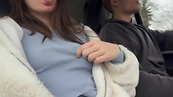 Amateur Couple’s Sexual Experience On Christmas Eve